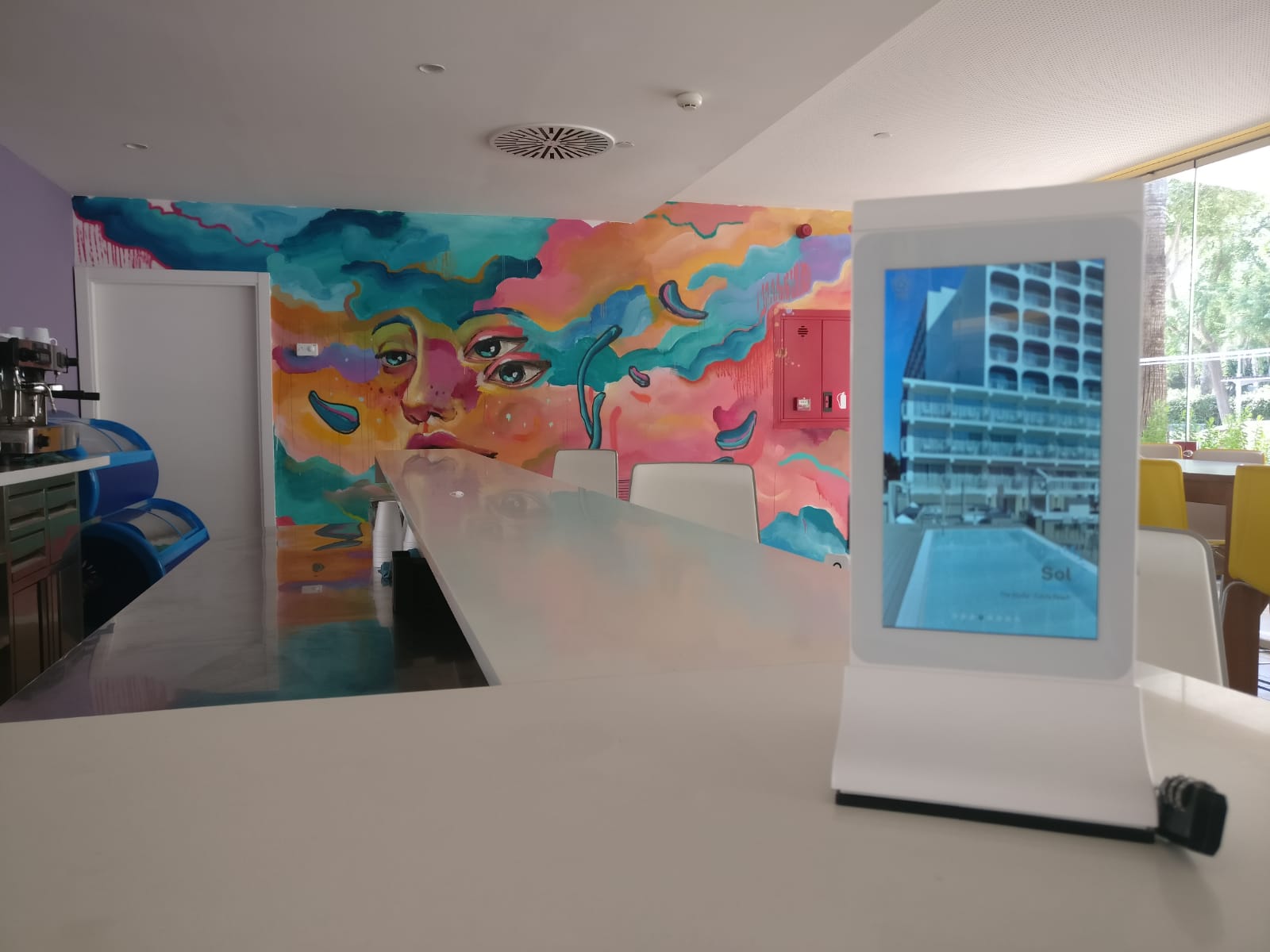 ef591f05-92f9-4433-9c5c-6333898f2c6f